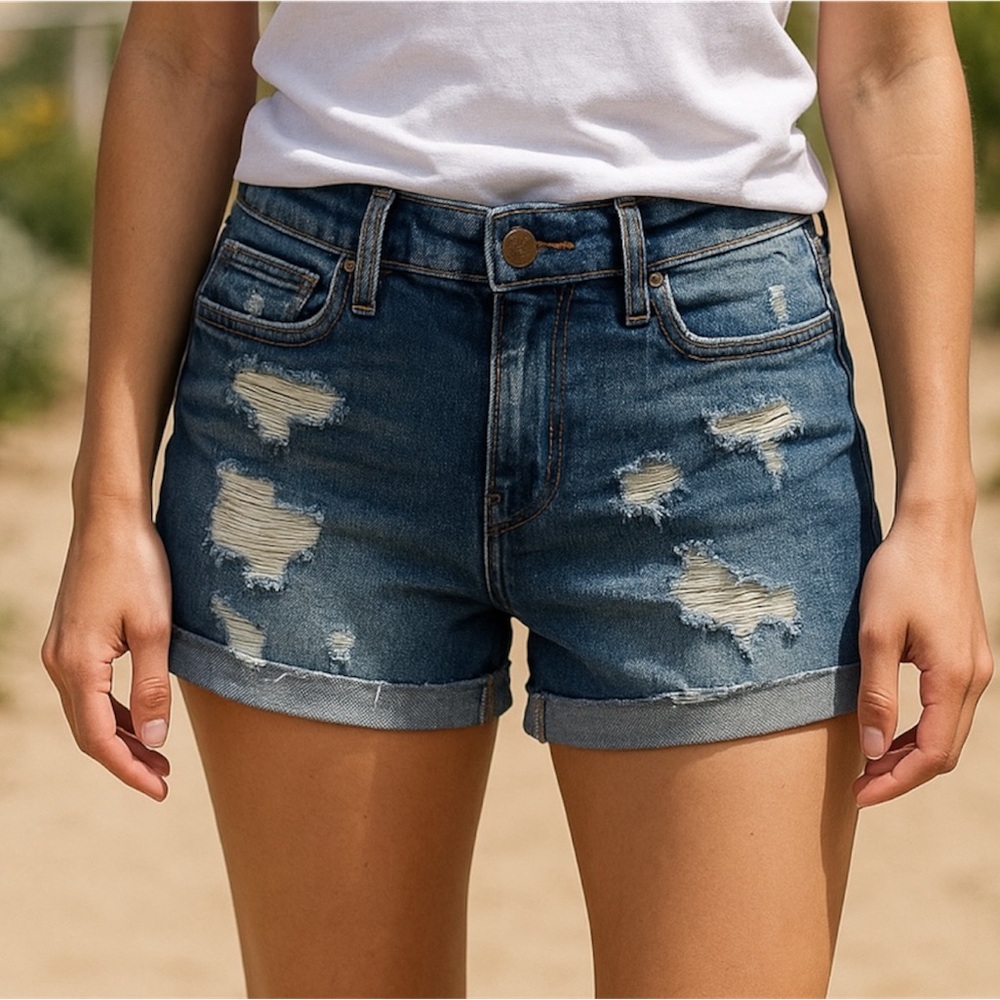Blank Nyc The Fulton Roll Up Denim Medium Blue Distressed Womens Jean Shorts 26